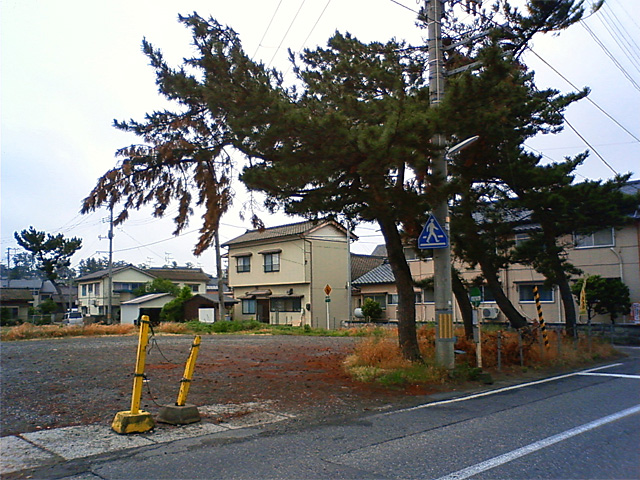 mb_0618220023.jpg 640×480 203K