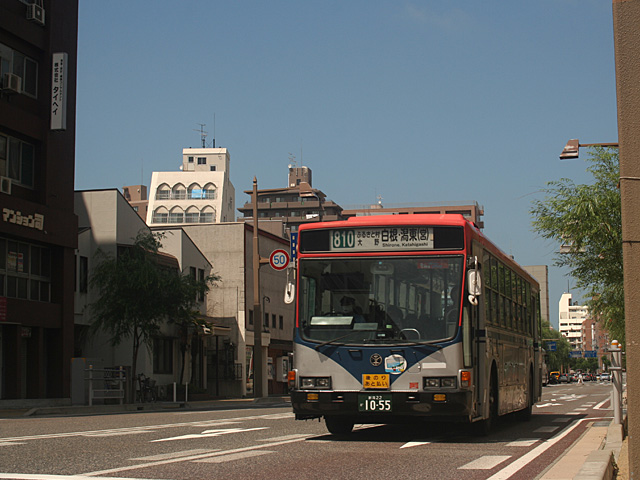 center_1.jpg 640×480 135K