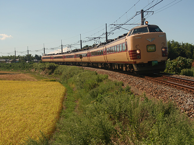 i_9.jpg 640×480 195K