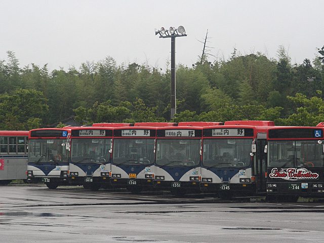 under_h344.jpg 640×480 155K