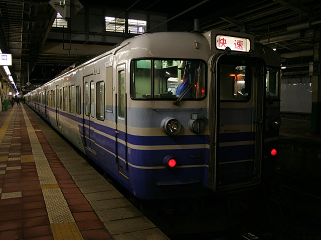 3947m_12_1.jpg 640×480 144K