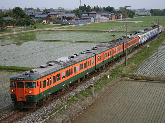 6161m_0527.jpg 640×480 206K