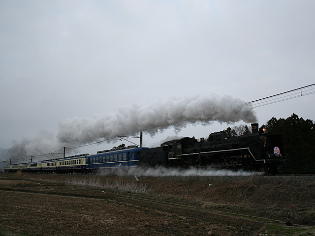 c57_3.jpg 640×480 106K