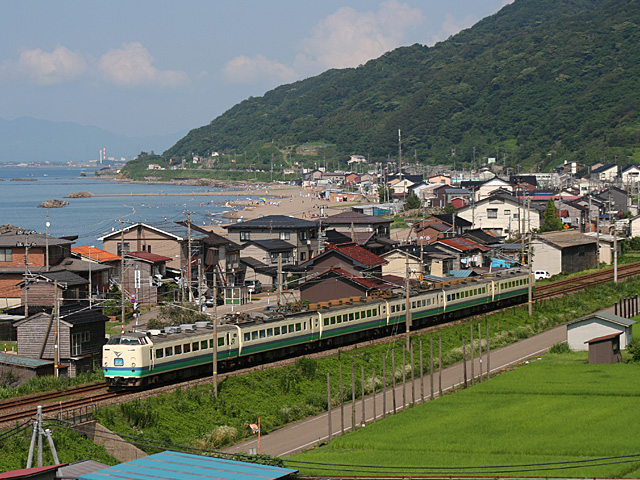 1056m_7.jpg 640×480 200K