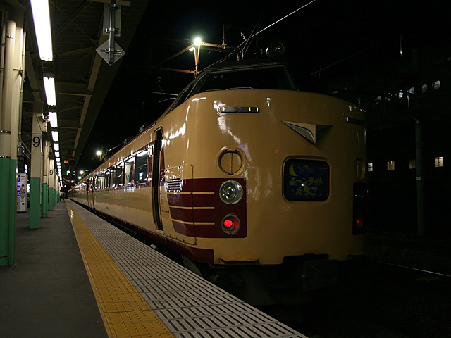 8720m_3.jpg 640×480 124K